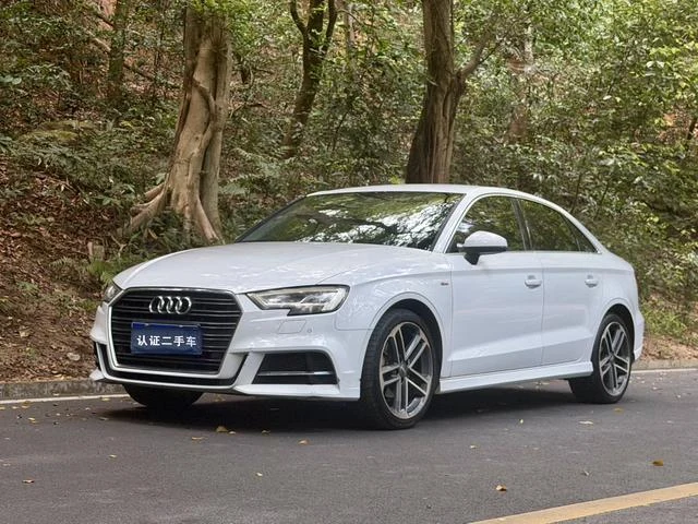 Audi A3 2018 30 Limousine 35 TFSI