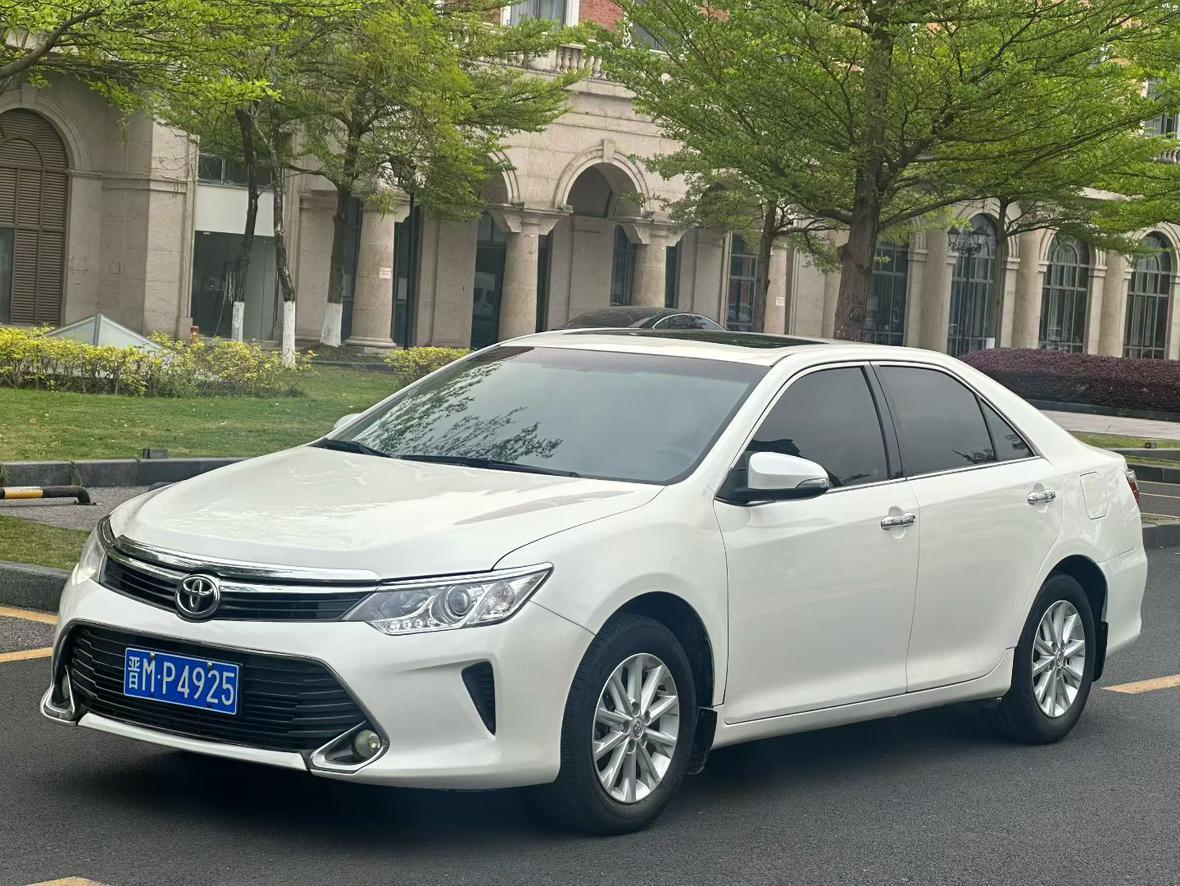 Toyota Camry 2016 2.0G Lead