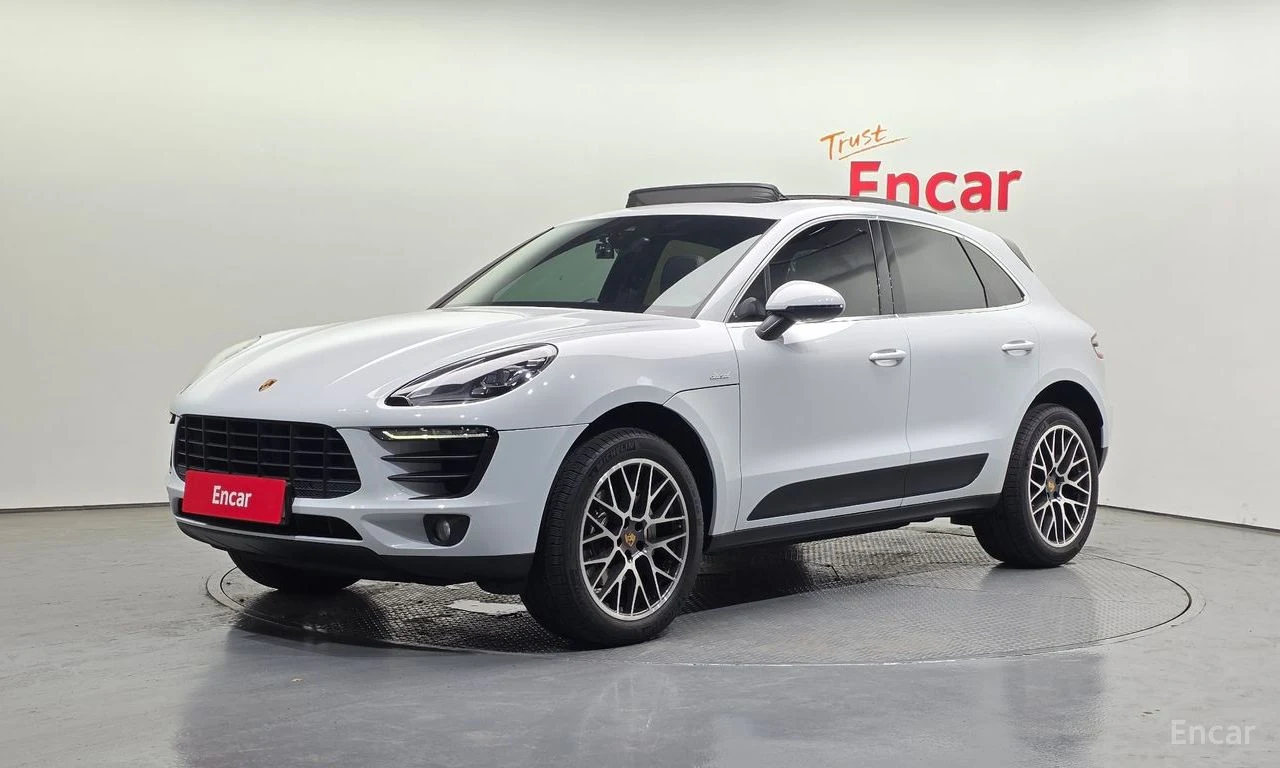 Porsche Macan 95B