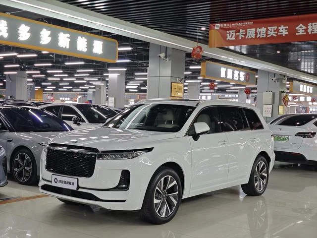 Li Auto ONE 2021 EREV 6 мест