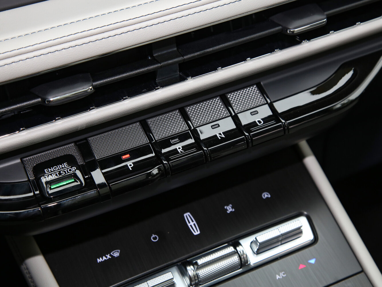 Lincoln Corsair 2024 1.5T 2WD — Фотографии комплектации 6