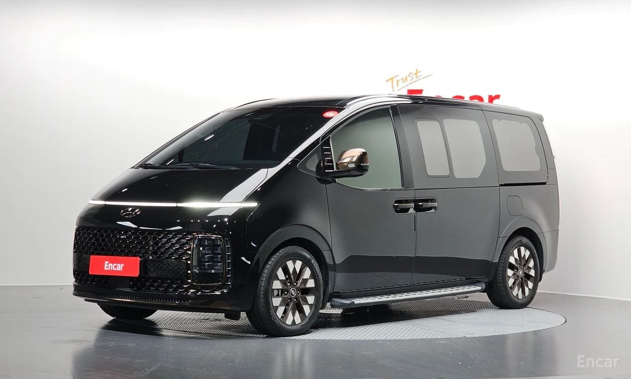 Hyundai Staria Inspiration