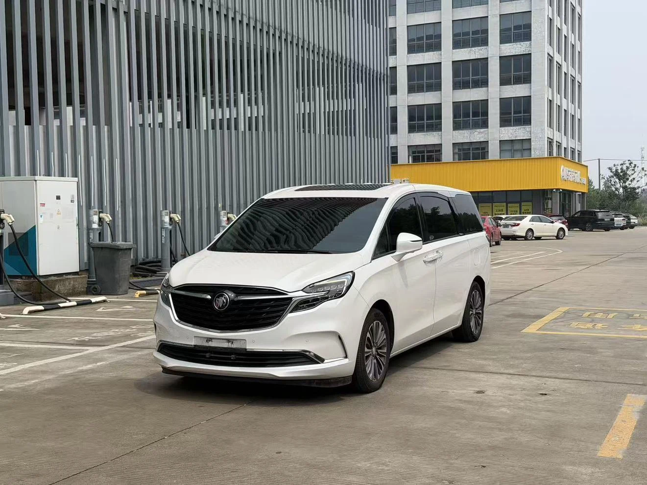 Buick GL8 2020 ES 653T Luxury