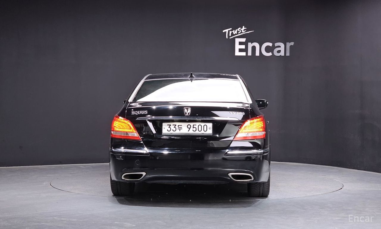 Hyundai Equus Prestige — Фотографии автомобиля 4