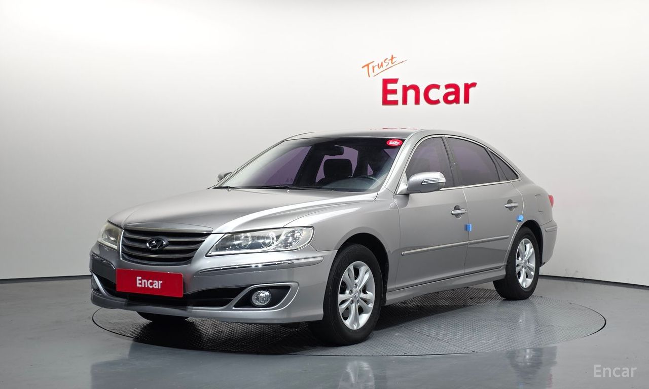 Hyundai Grandeur Q240 Deluxe