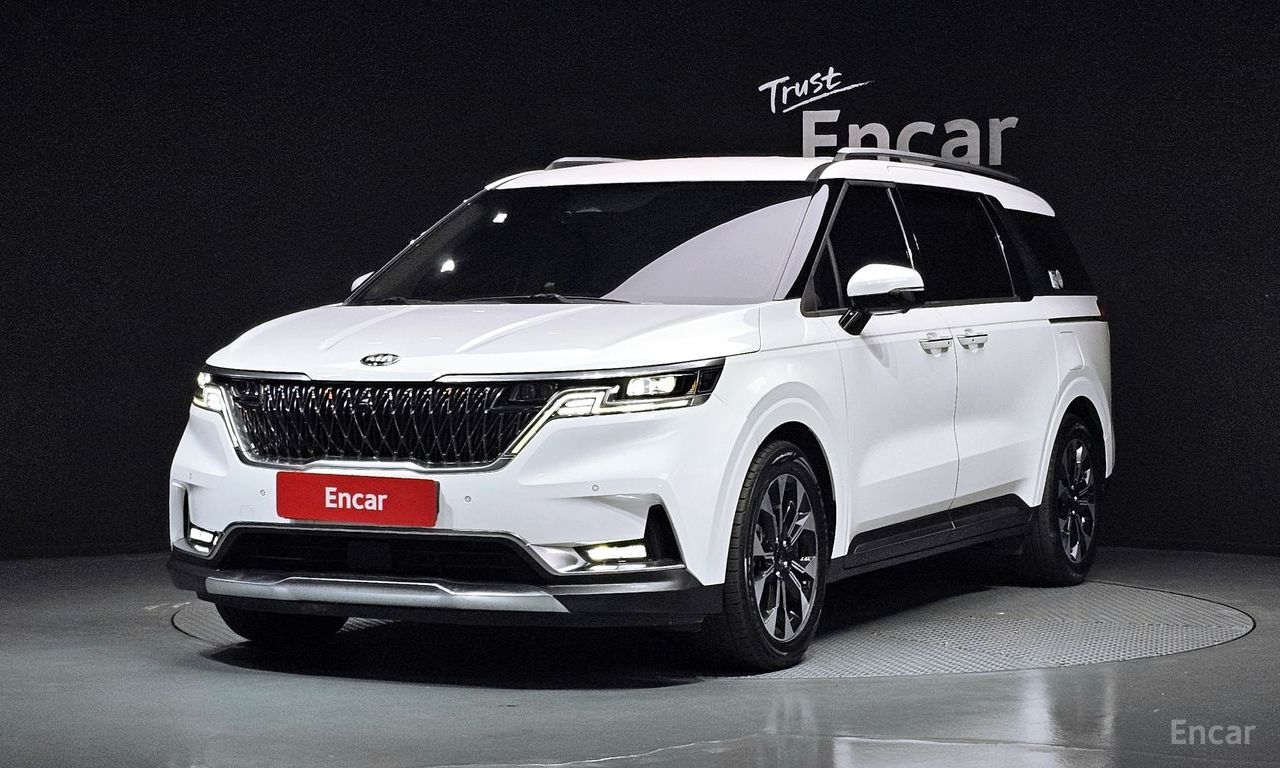 Kia Carnival 9 Signature