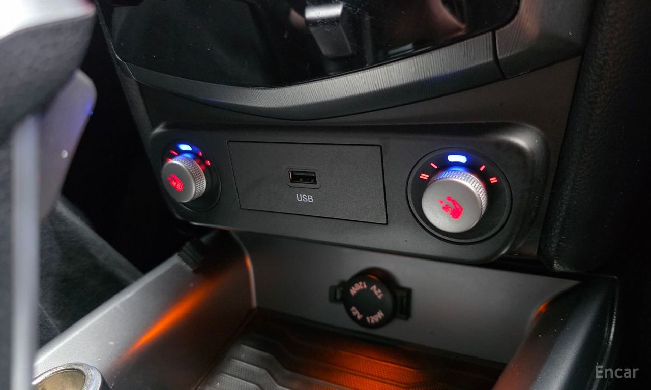 KG Mobility Tivoli Plus Ⅰ 2WD — Фотографии автомобиля 19