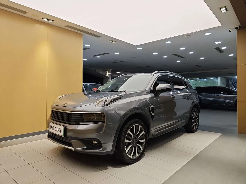 Lynk & Co 01 EM-P 2018 1.5T PHEV V