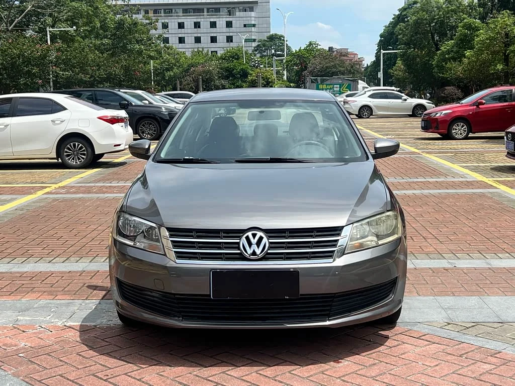 Volkswagen Lavida 2013 1.6L AT