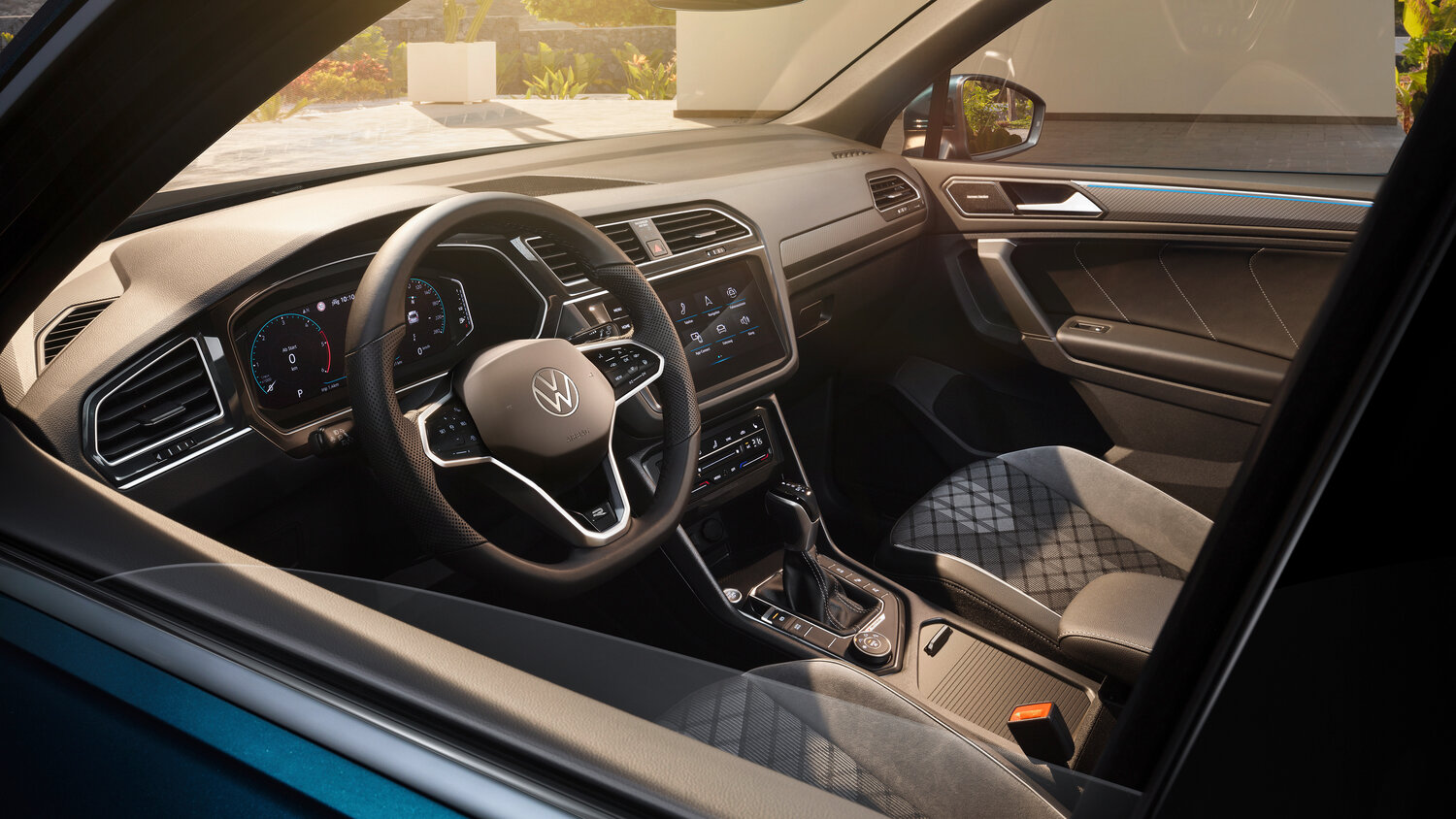 Volkswagen Tiguan 2.0 TDI Prestige — Фотографии комплектации 12