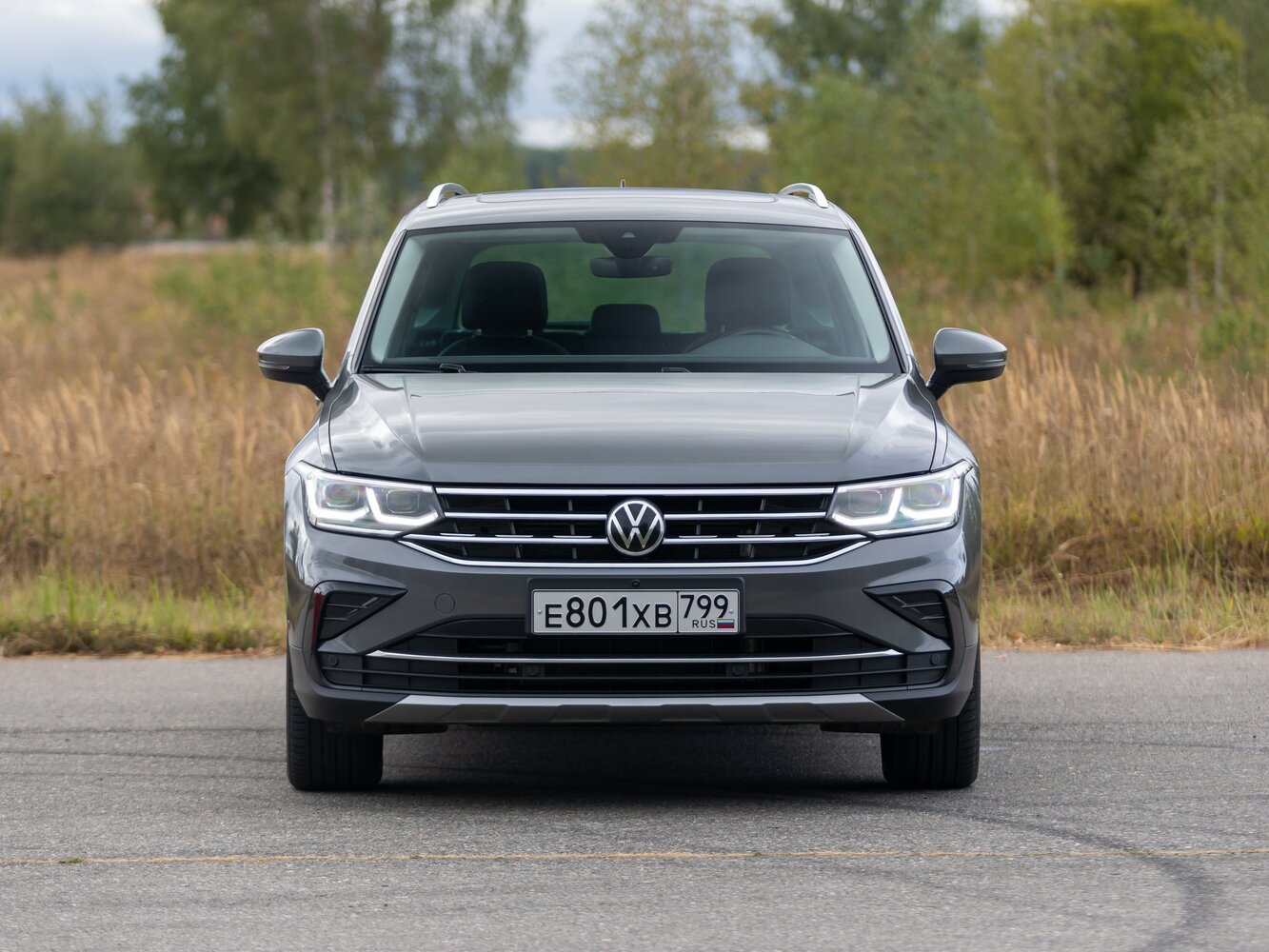 Volkswagen Tiguan 2.0 TDI Prestige — Фотографии комплектации 25