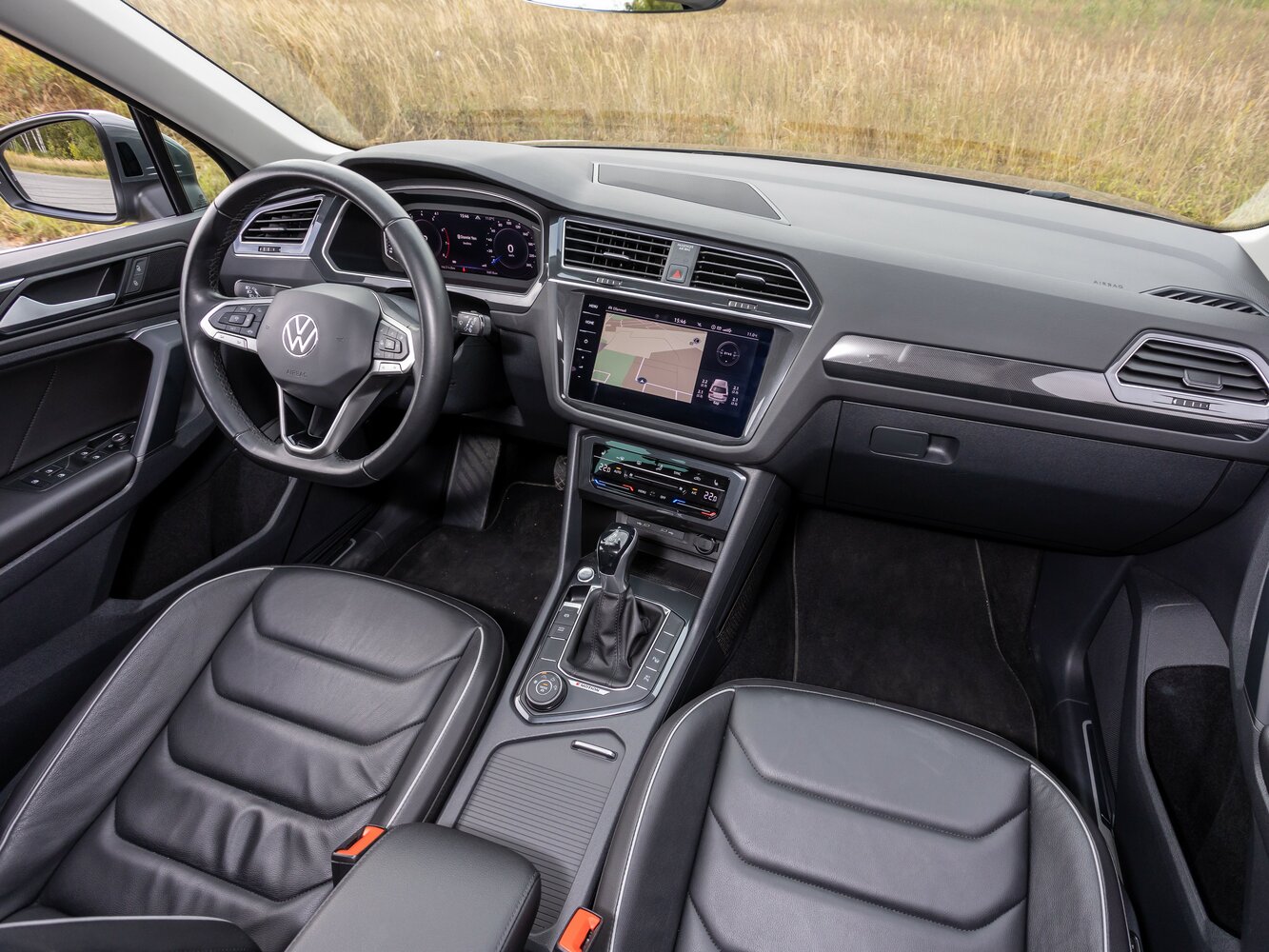 Volkswagen Tiguan 2.0 TDI Prestige — Фотографии комплектации 33
