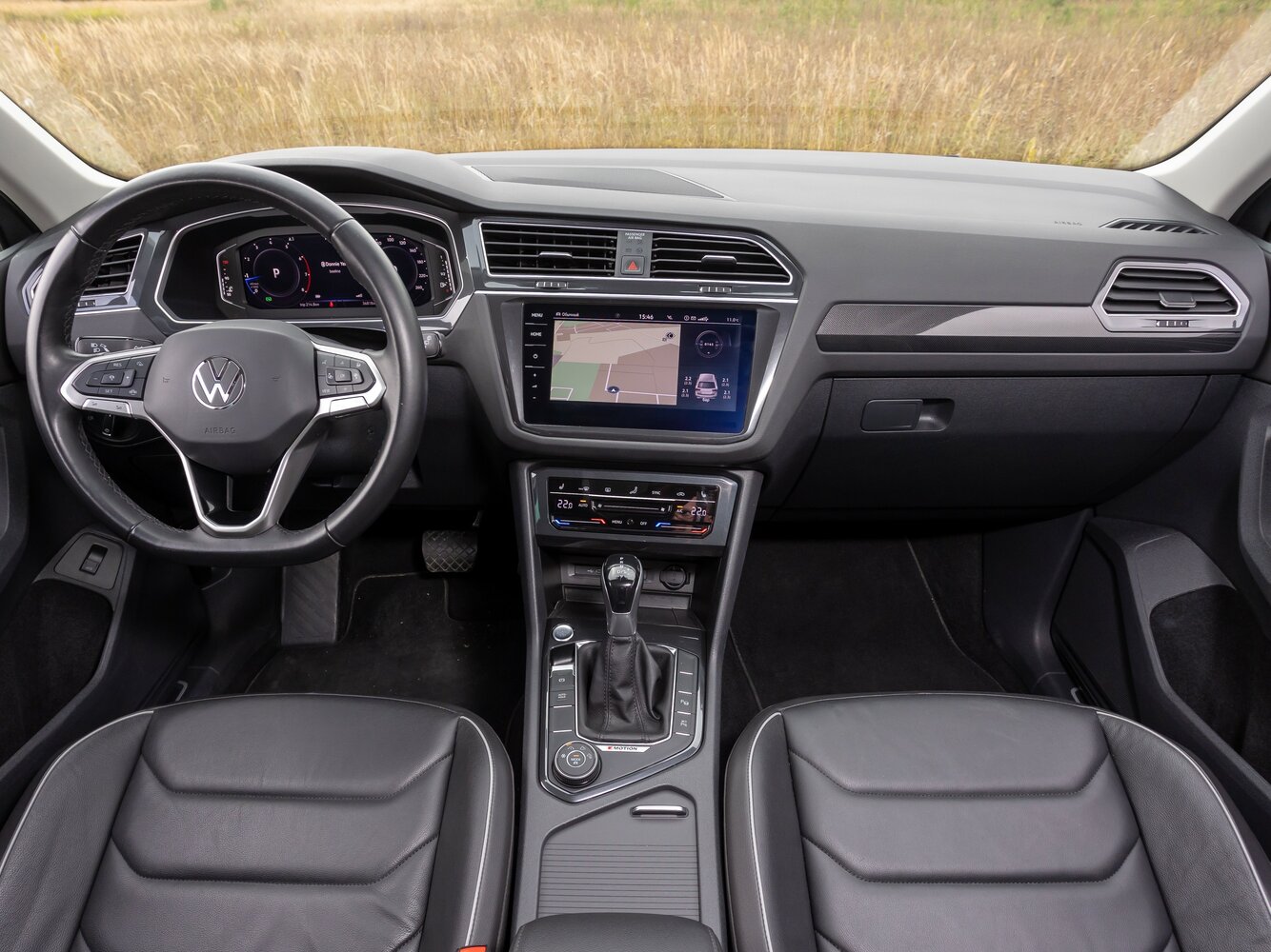 Volkswagen Tiguan 2.0 TDI Prestige — Фотографии комплектации 35