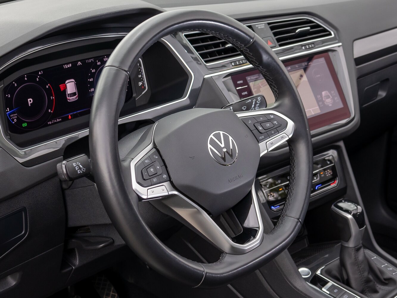 Volkswagen Tiguan 2.0 TDI Prestige — Фотографии комплектации 36