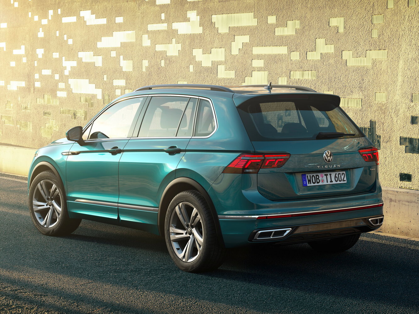 Volkswagen Tiguan 2.0 TDI Prestige — Фотографии комплектации 5