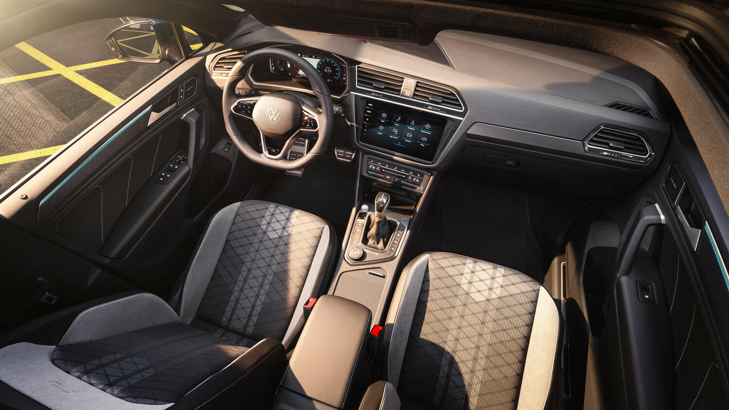 Volkswagen Tiguan 2.0 TDI Prestige — Фотографии комплектации 10