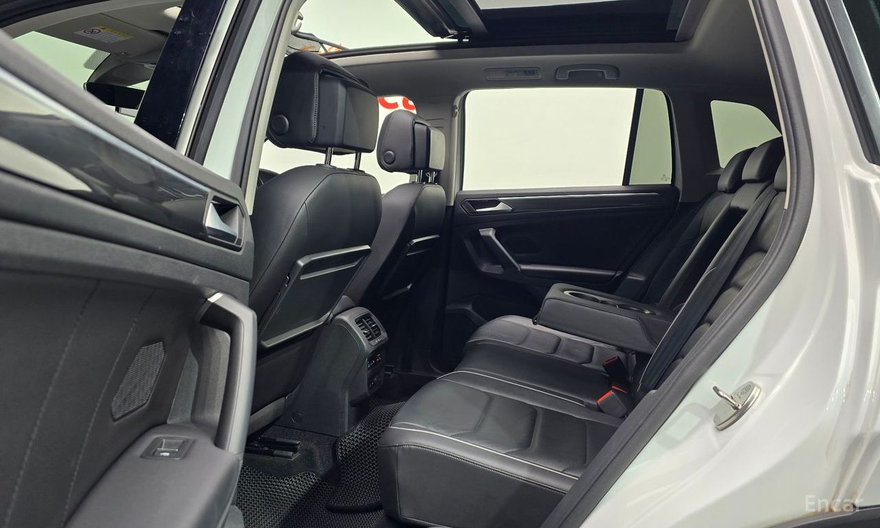 Volkswagen Tiguan 2.0 TDI Prestige — Фотографии автомобиля 12