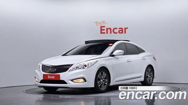 Hyundai Grandeur HG240 Modern