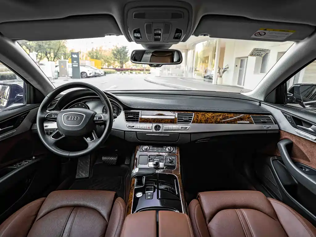 Audi A8 2017 A8L 45 TFSI quattro — Фотографии автомобиля 14
