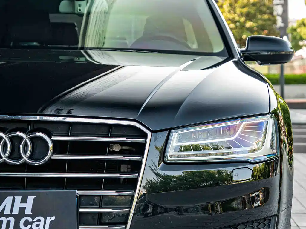 Audi A8 2017 A8L 45 TFSI quattro — Фотографии автомобиля 3