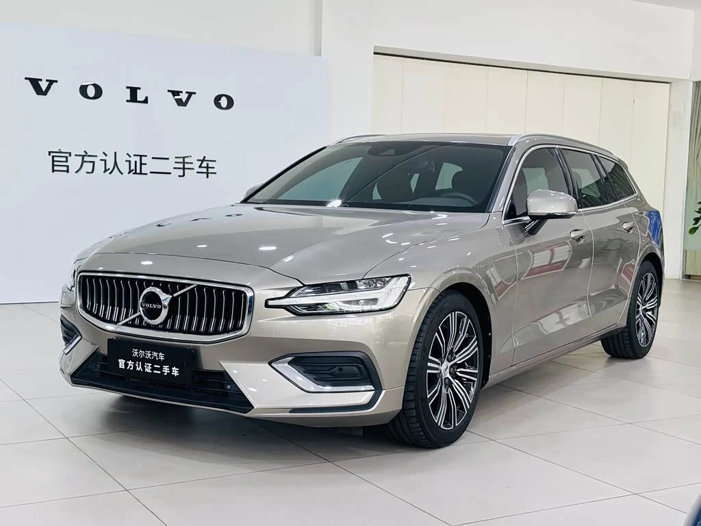Volvo V60 2021 B5 Luxury