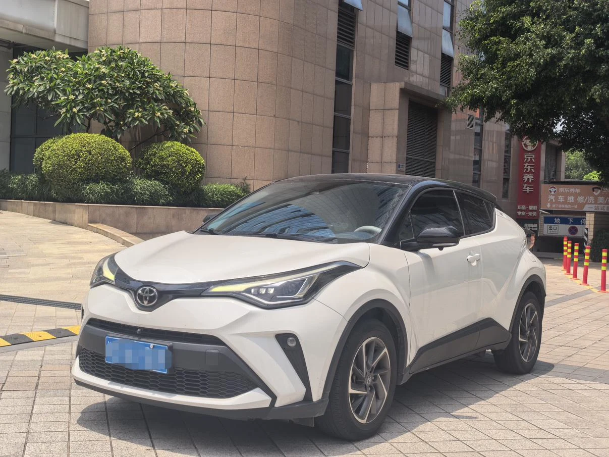 Toyota C-HR 2021 2.0L Luxury
