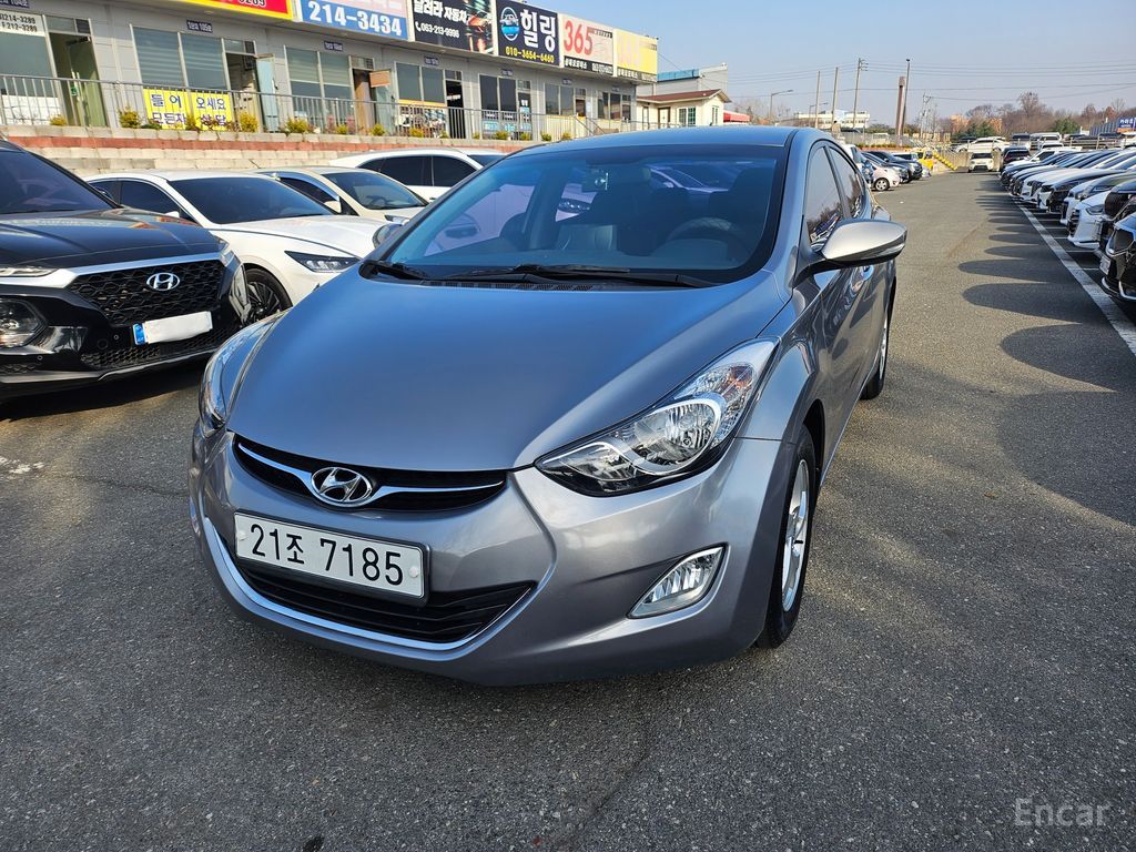 Hyundai Avante M16 GDI Luxury