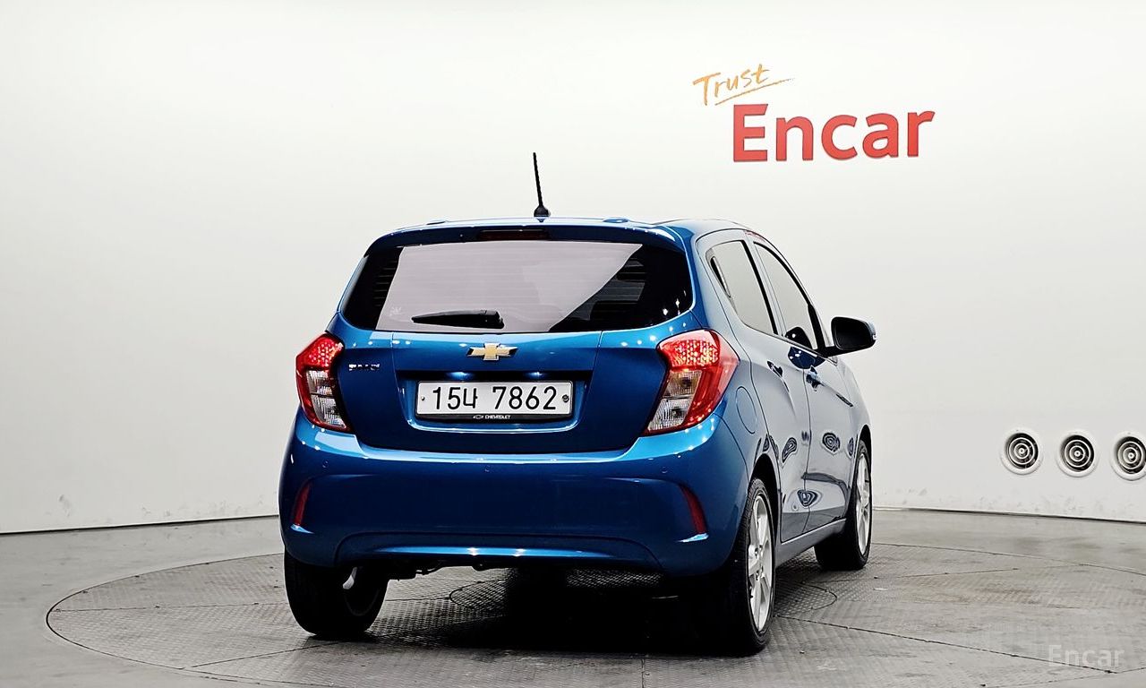 Chevrolet Spark LT — Фотографии автомобиля 3