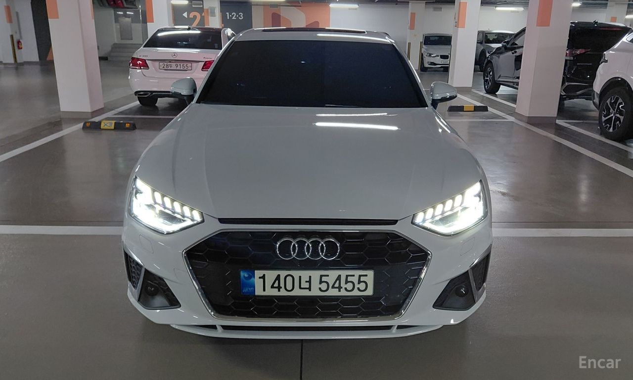 Audi A4 40 TFSI Premium