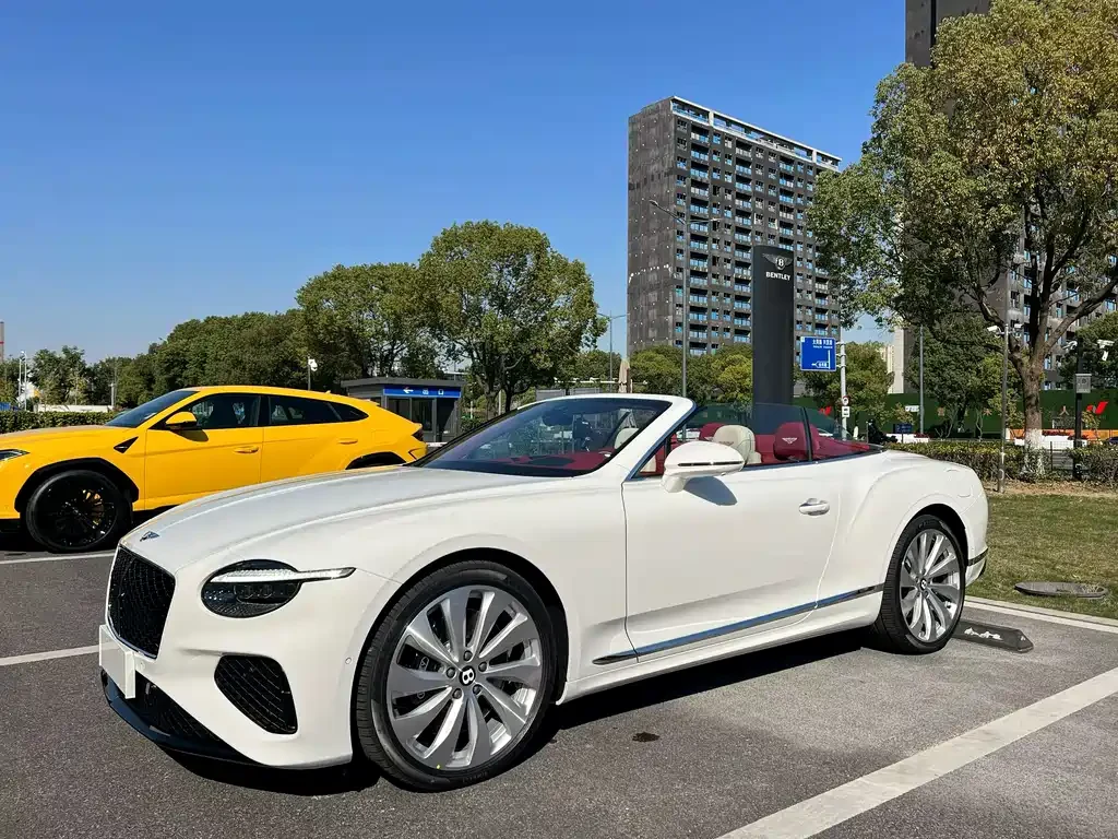 Bentley Continental PHEV 2026 GT