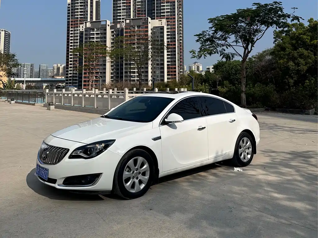 Buick Regal 2015 2.0L Elite Fashion