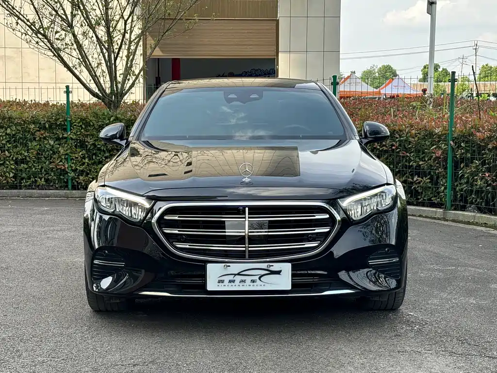 Mercedes-Benz E-Class E 2024 E 300 L Luxury
