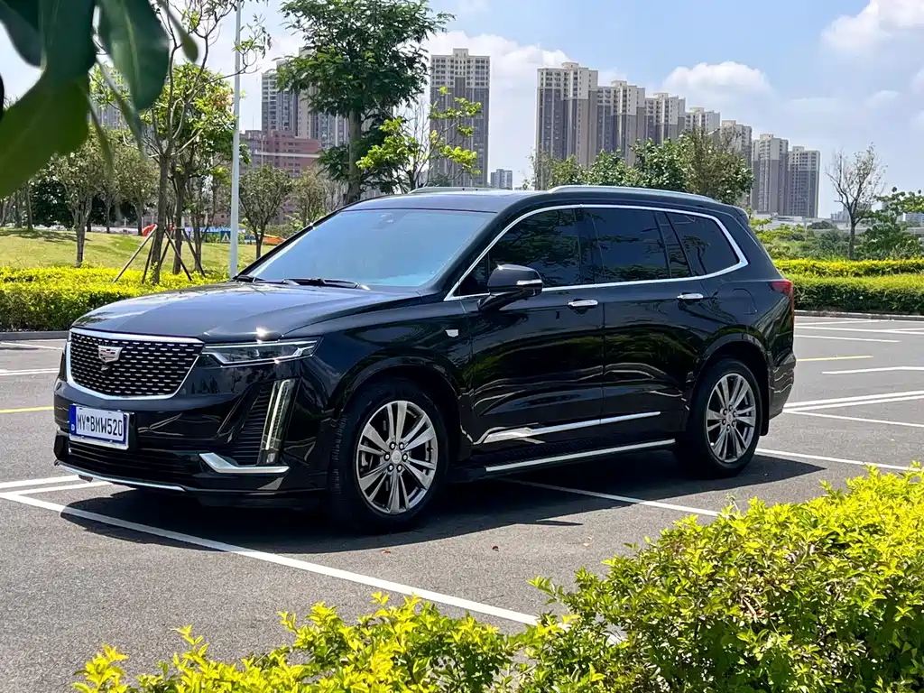 Cadillac XT6 2020 28T мест Lead