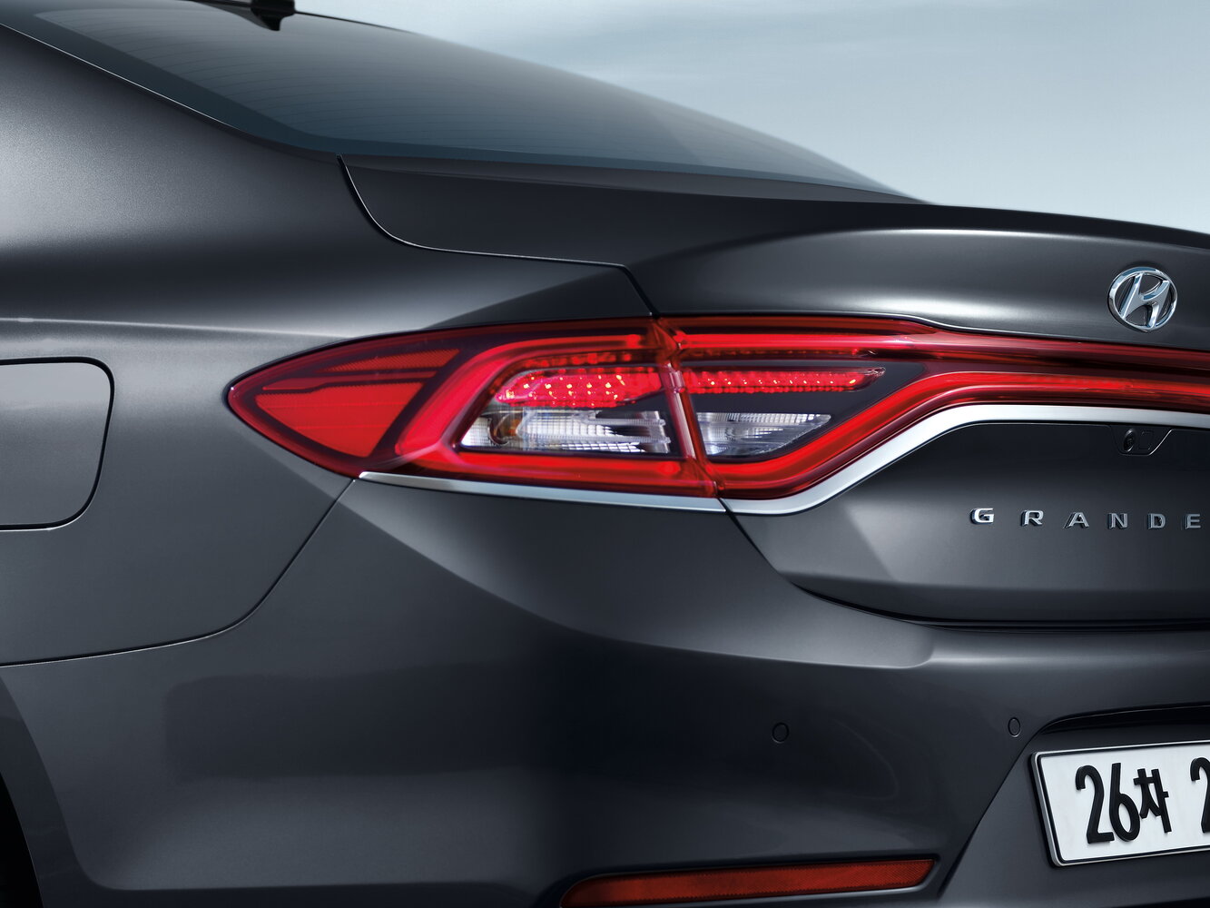Hyundai Grandeur 3.0 Exclusive — Фотографии комплектации 10