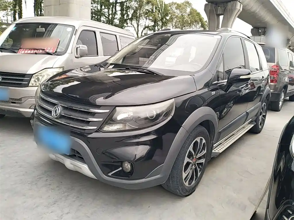Dongfeng X5 2015 1.6L MT Premium