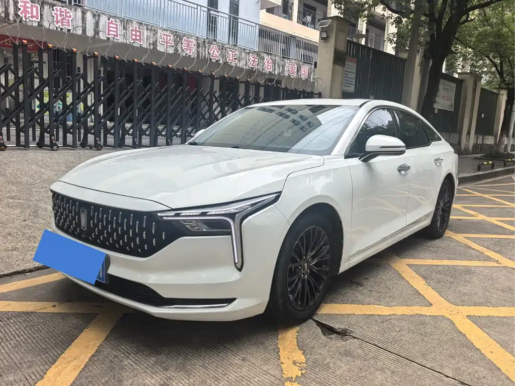 Bestune B70 2023 1.5T AT 70