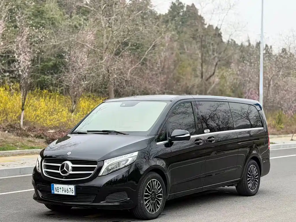 Mercedes-Benz V-Class V 2017 V 260 L Luxury Long Wheelbase