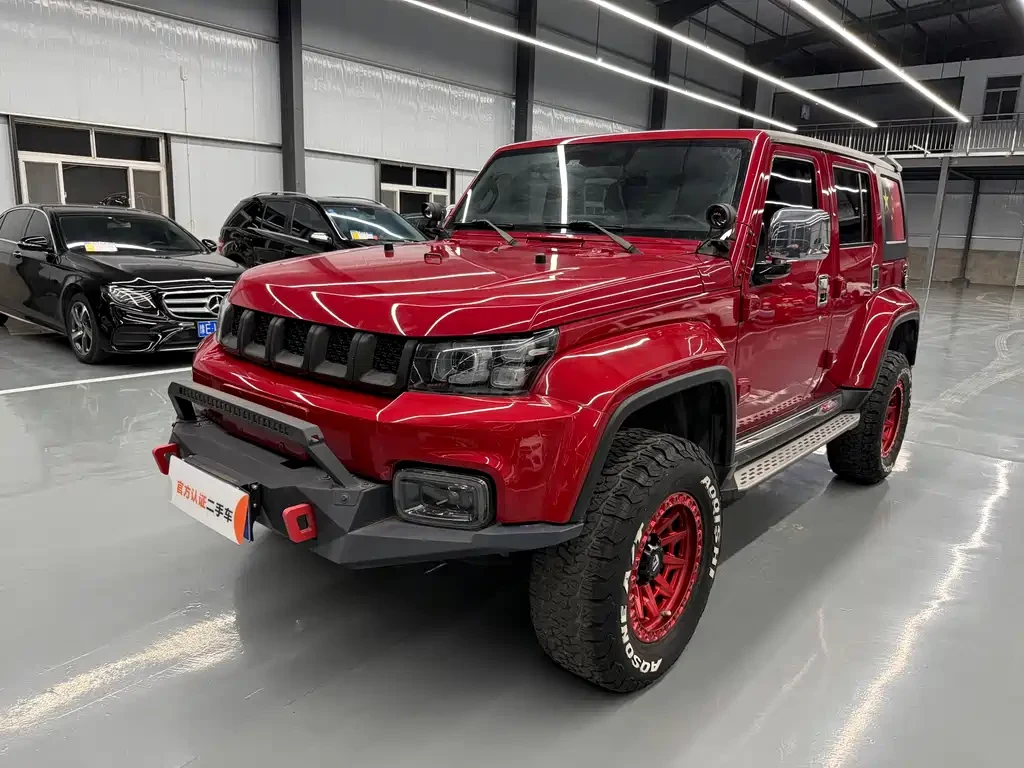 BAIC BJ40 2019 PLUS 2.3T AT Premium VI