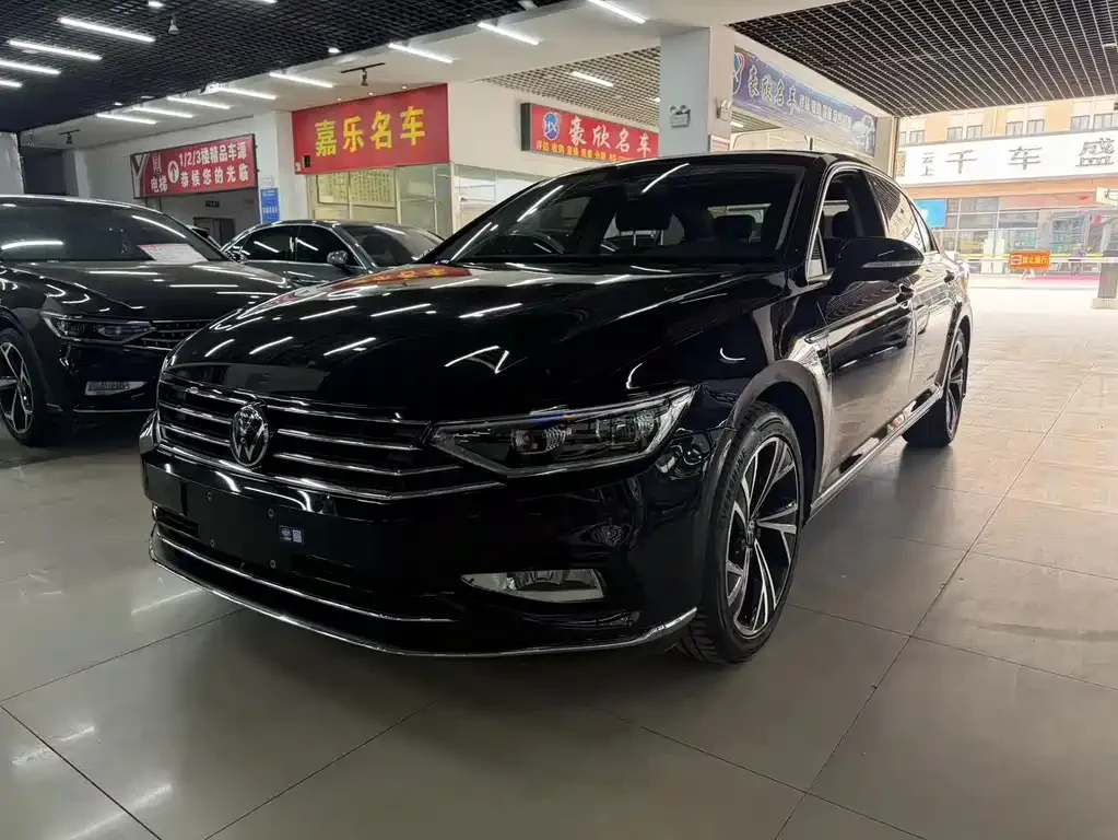 Volkswagen Magotan 2021 330TSI DSG 30