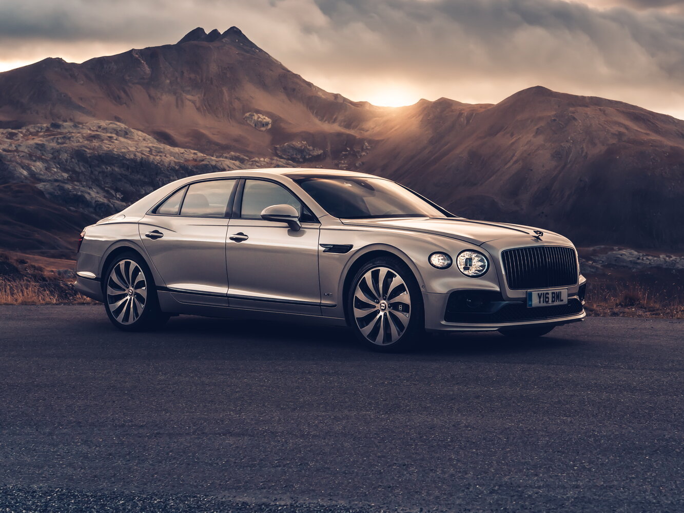 Bentley Flying Spur — Фотографии комплектации 1