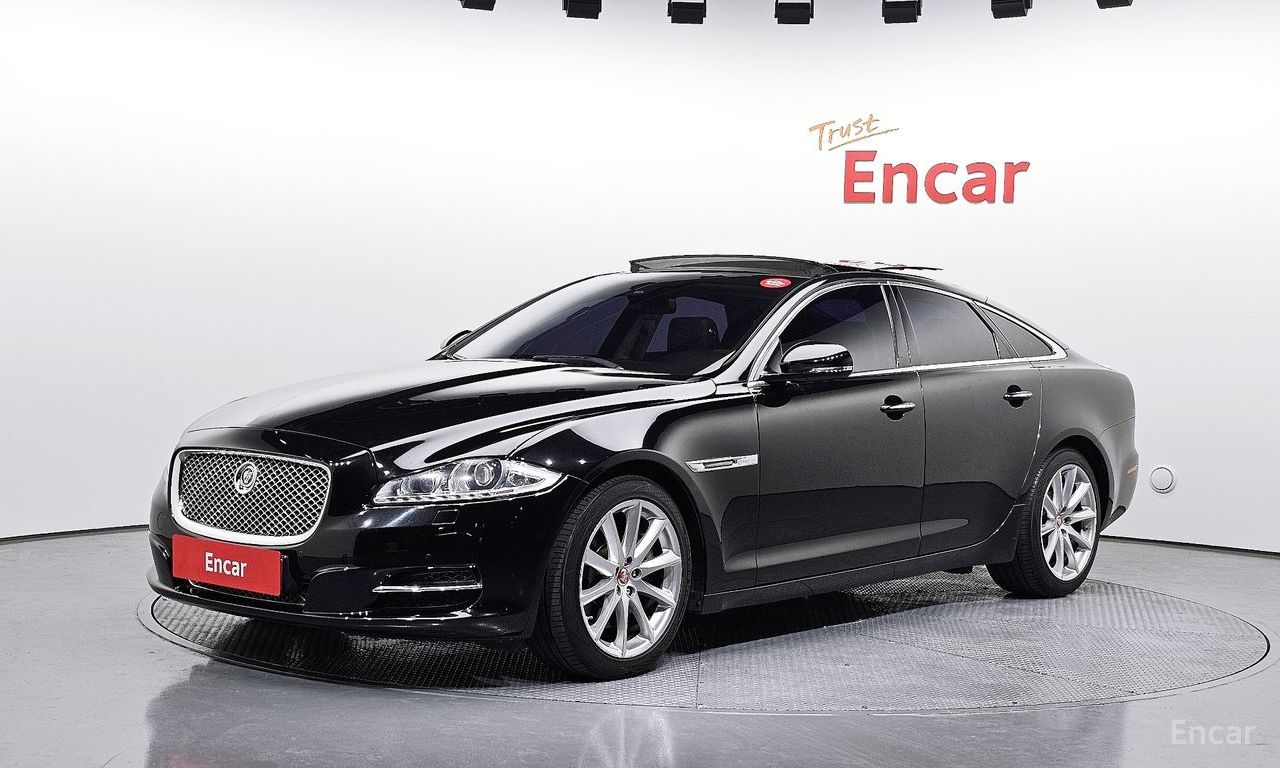 Jaguar XJ X351