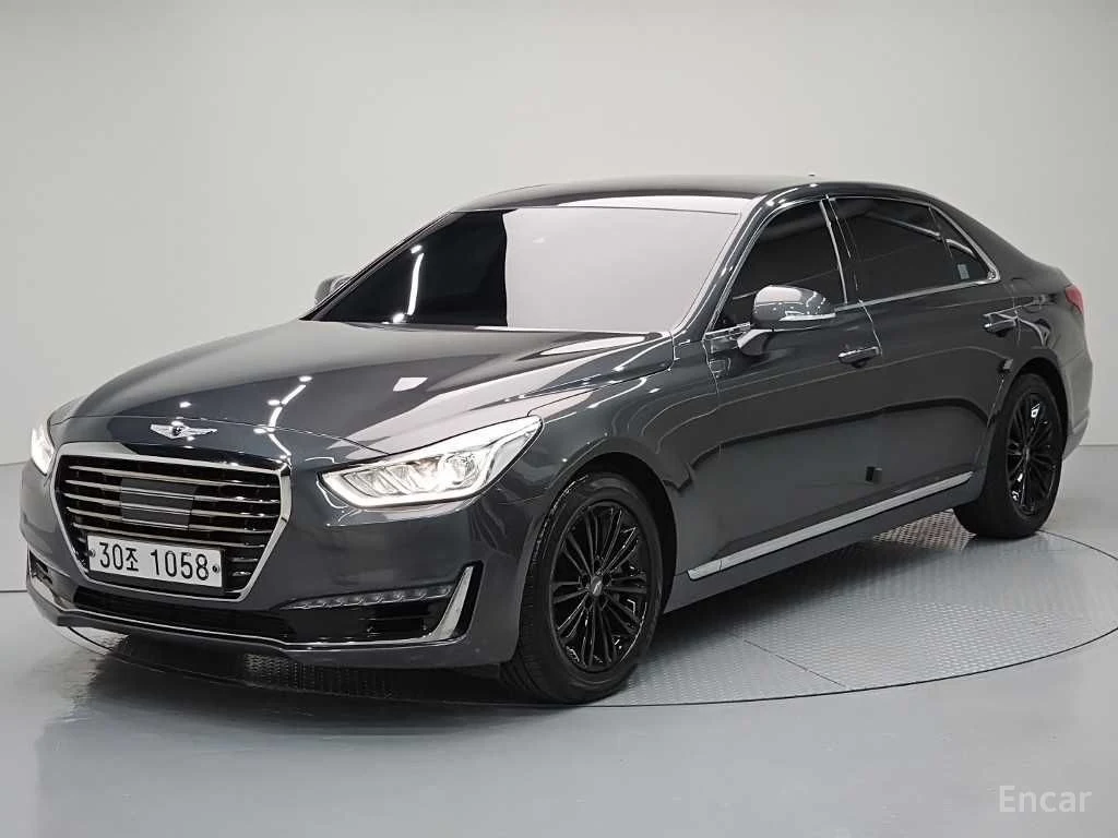 Genesis EQ900 Luxury