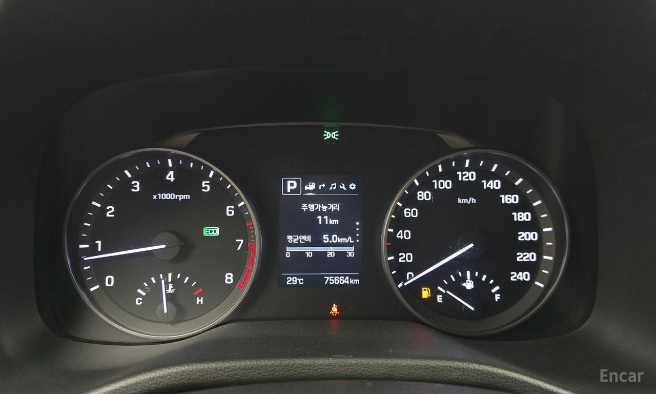 Hyundai Avante 1.6 GDI Plus — Фотографии автомобиля 6