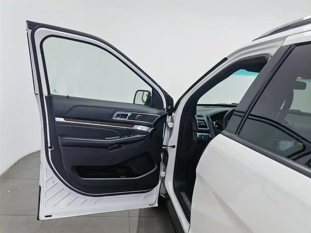 Ford 2016 2.3T Elite — Фотографии автомобиля 8