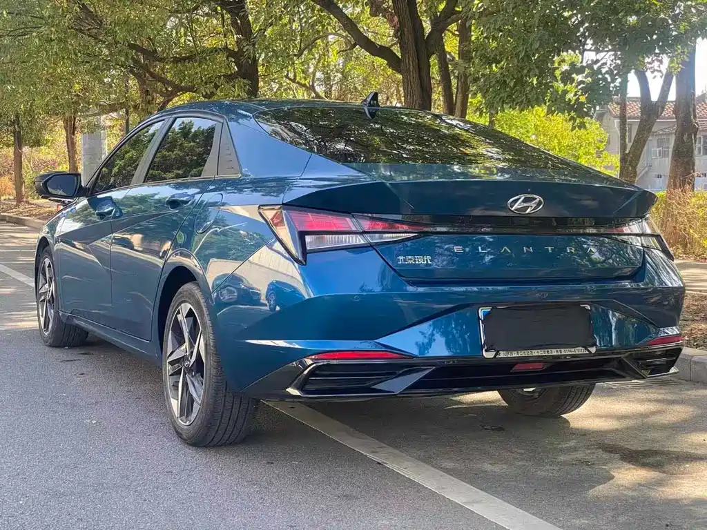 Hyundai Elantra 2022 1.5L CVT GLX Elite — Фотографии автомобиля 9