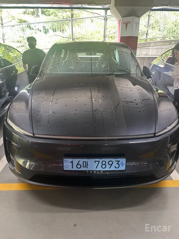 Tesla Model Y Premium Long Range AWD