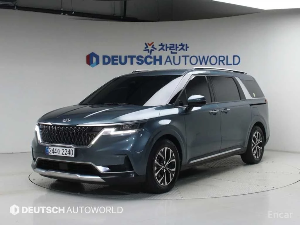 Kia Carnival 9 Signature