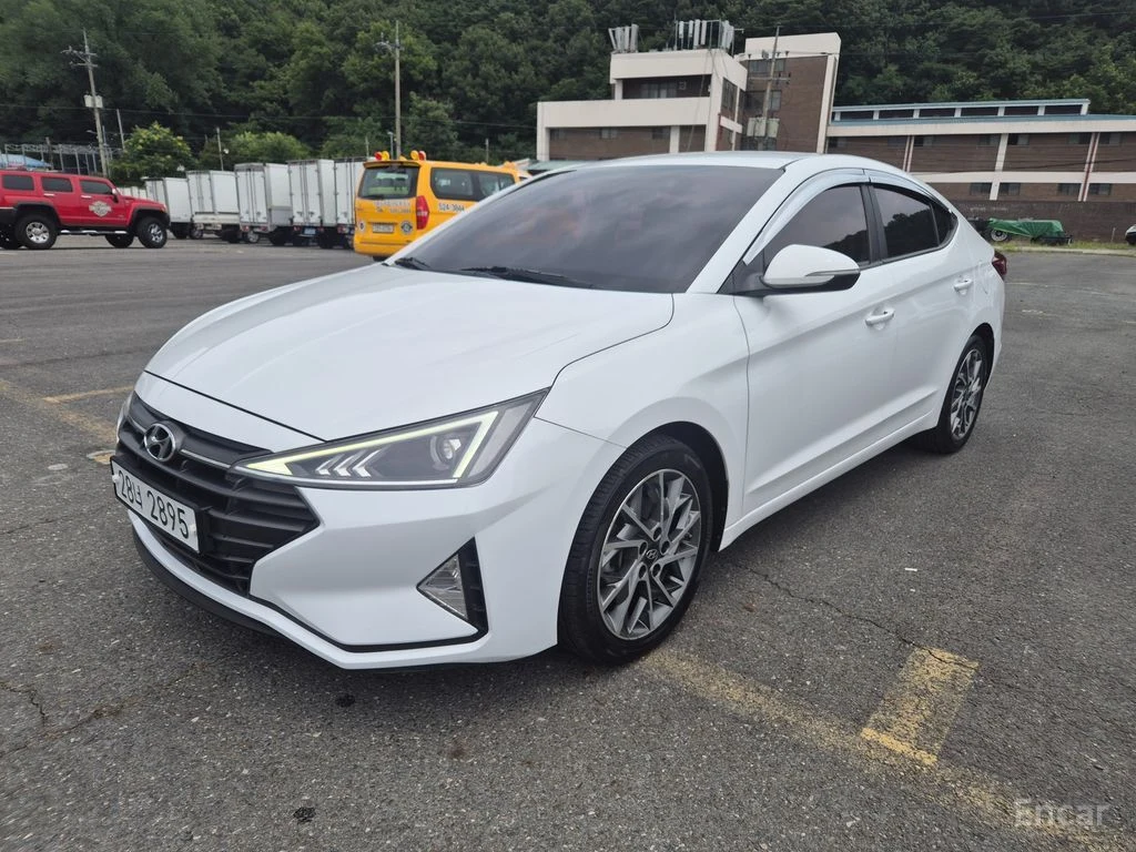 Hyundai Avante Smart