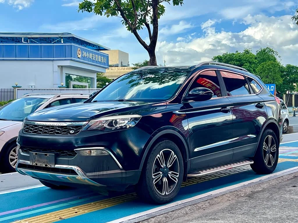 Changfeng CS10 2017 2.0T AT Luxury