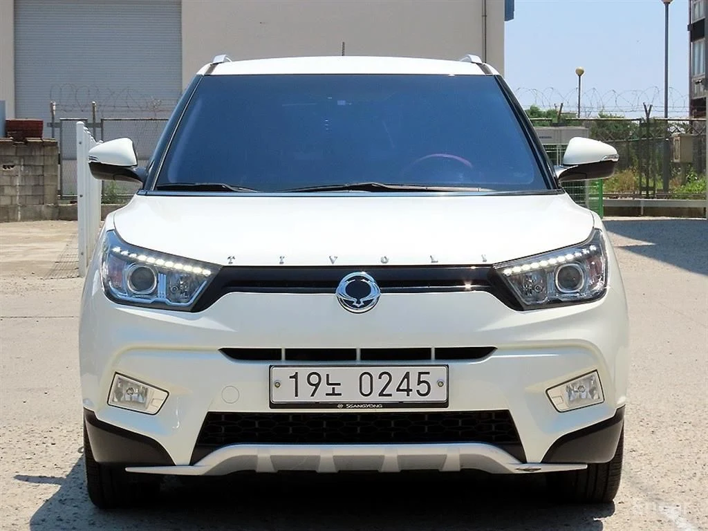KG Mobility Tivoli Diesel AX 2WD